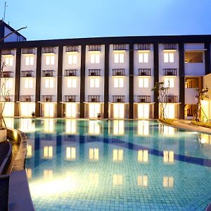 Akshaya Hotel Karawang